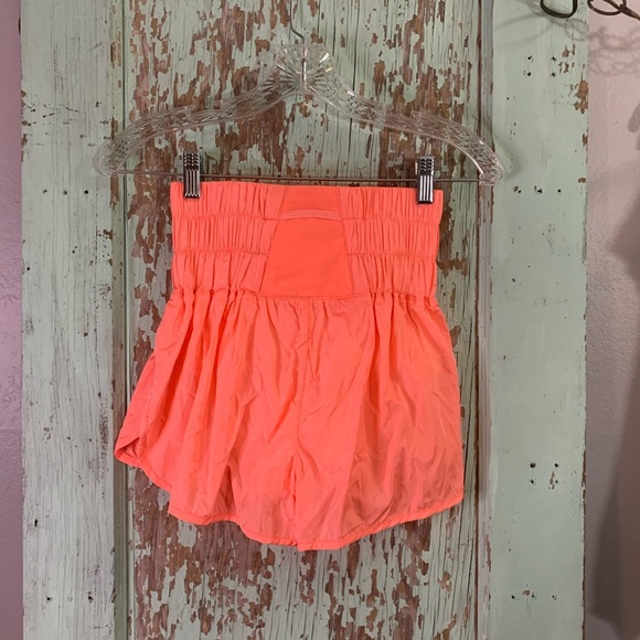 Women’s Free People Movement pink elastic waist multi pocket shorts size XS - Picture 2 of 5